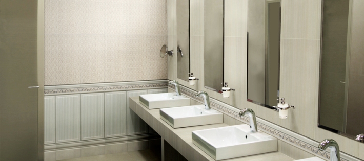 Керамическая плитка Aparici Tissage в интерьере ванной комнаты