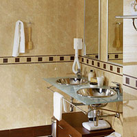 Porcelanosa Travertino Romano